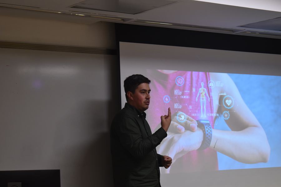 Presenter during a Day 2 workshop